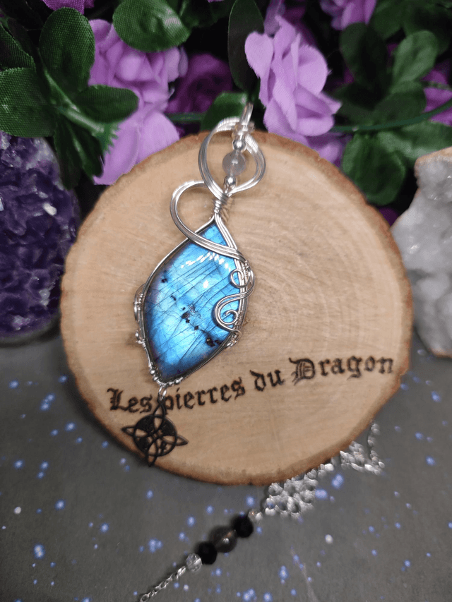 Talisman Witch protect