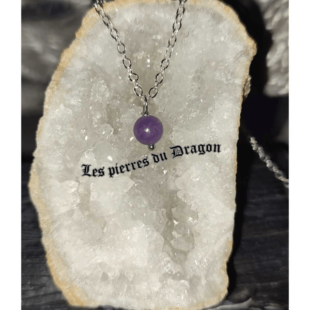 collier fin lépidolite