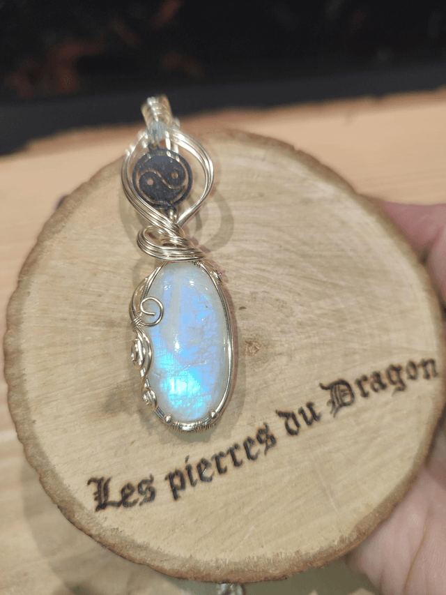 Talisman équilibre enchanté