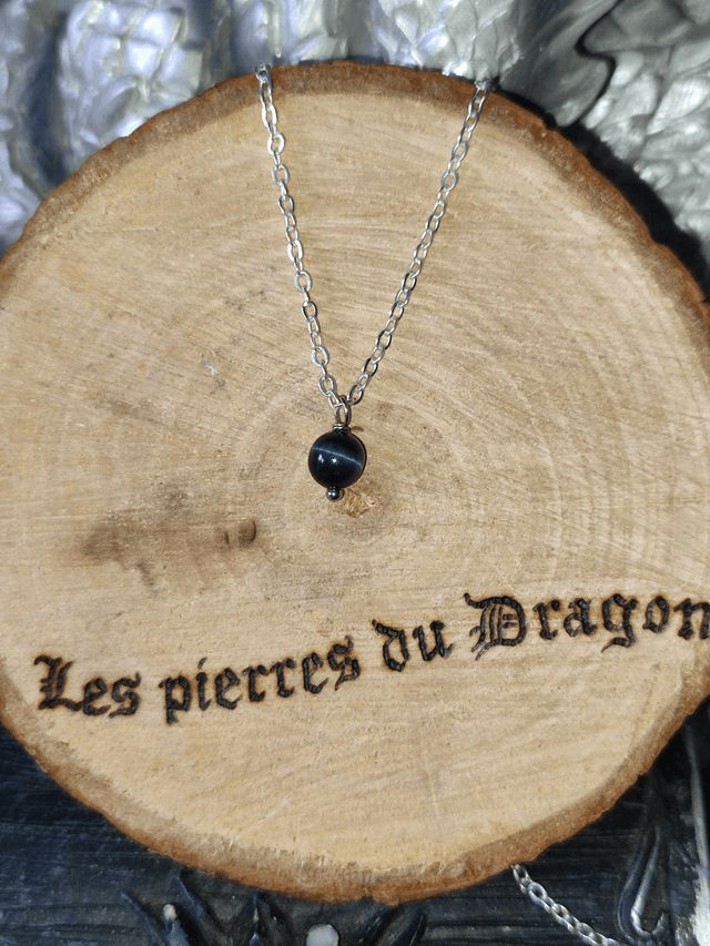 collier fin oeil de faucon